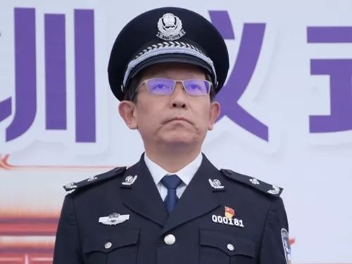 砥兵礪伍正當時 戰鼓雷鳴鑄警魂!_政治