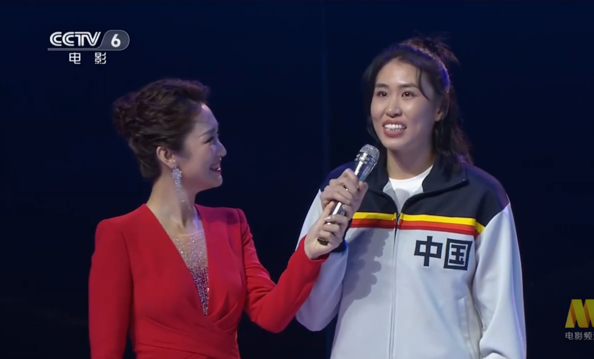 原创郎平栽培美国女儿!白浪出席金鸡百花电影节 同台成龙张艺谋张国立