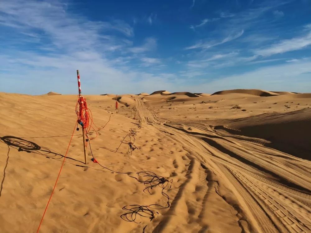 撒哈拉大沙漠生存挑战,看找油人建温馨家园!