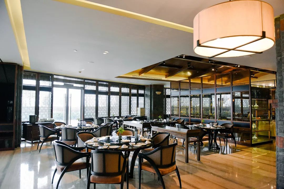 餐厅地址:湘江北路1500号长沙北辰洲际酒店1楼(地铁一号线北辰三角