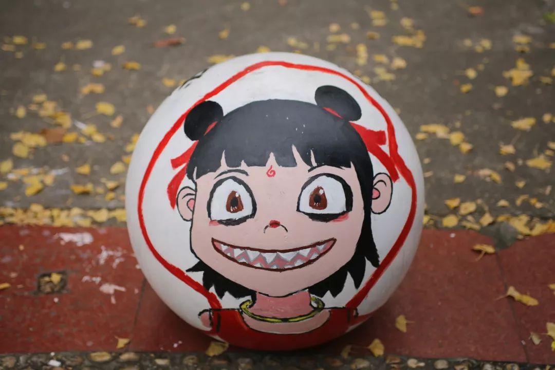 校园涂鸦大赛绝美石墩出现了航空港