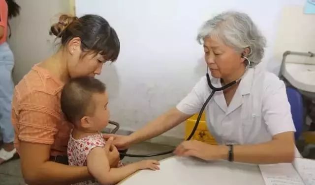 河南中医药大学一附院儿科主任医师赵坤谈小儿发烧