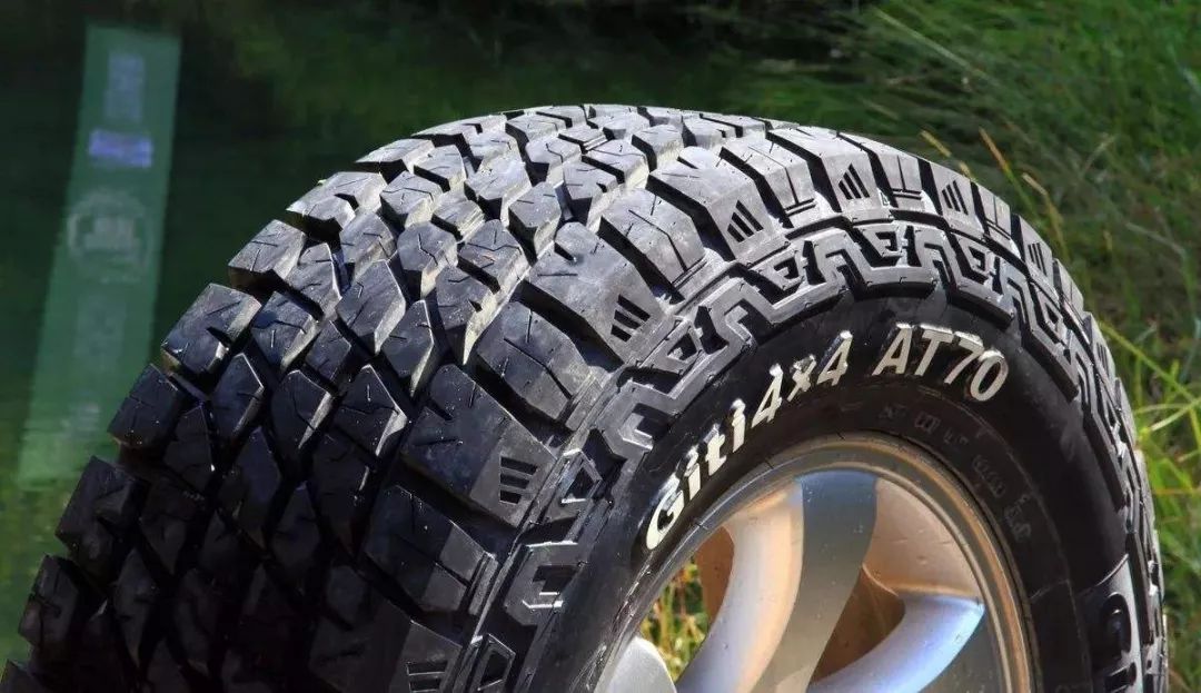 at輪胎allterrain tire,稱為全地形輪胎,是一種兼顧了越野與公路行