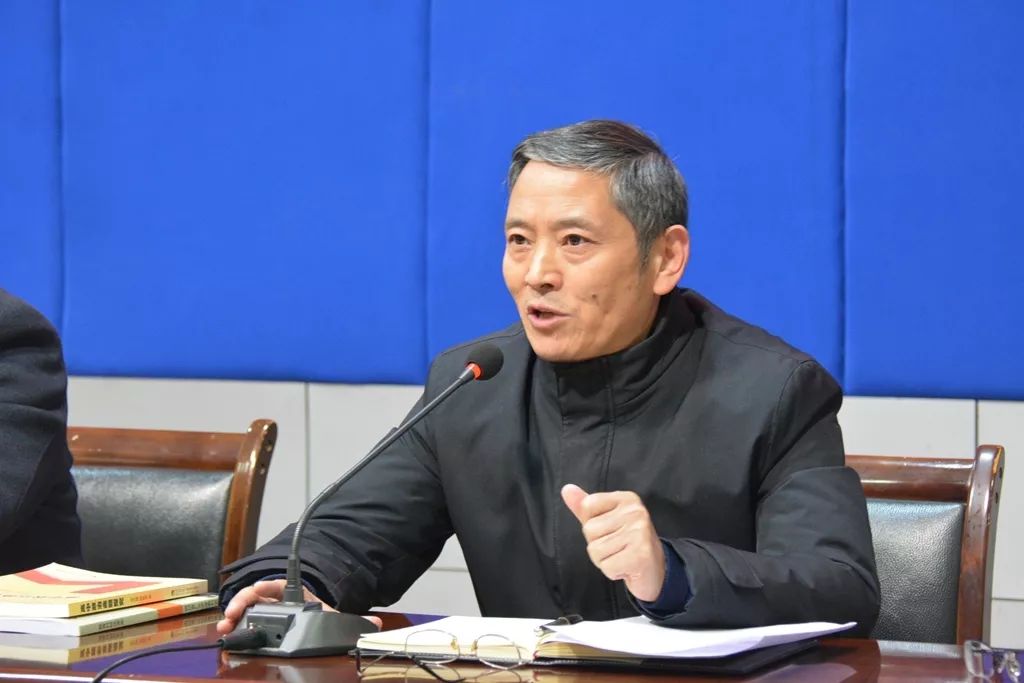 价值引领 明晰方略苏国刚校长热烈祝贺和表扬了课题参与者,结题者