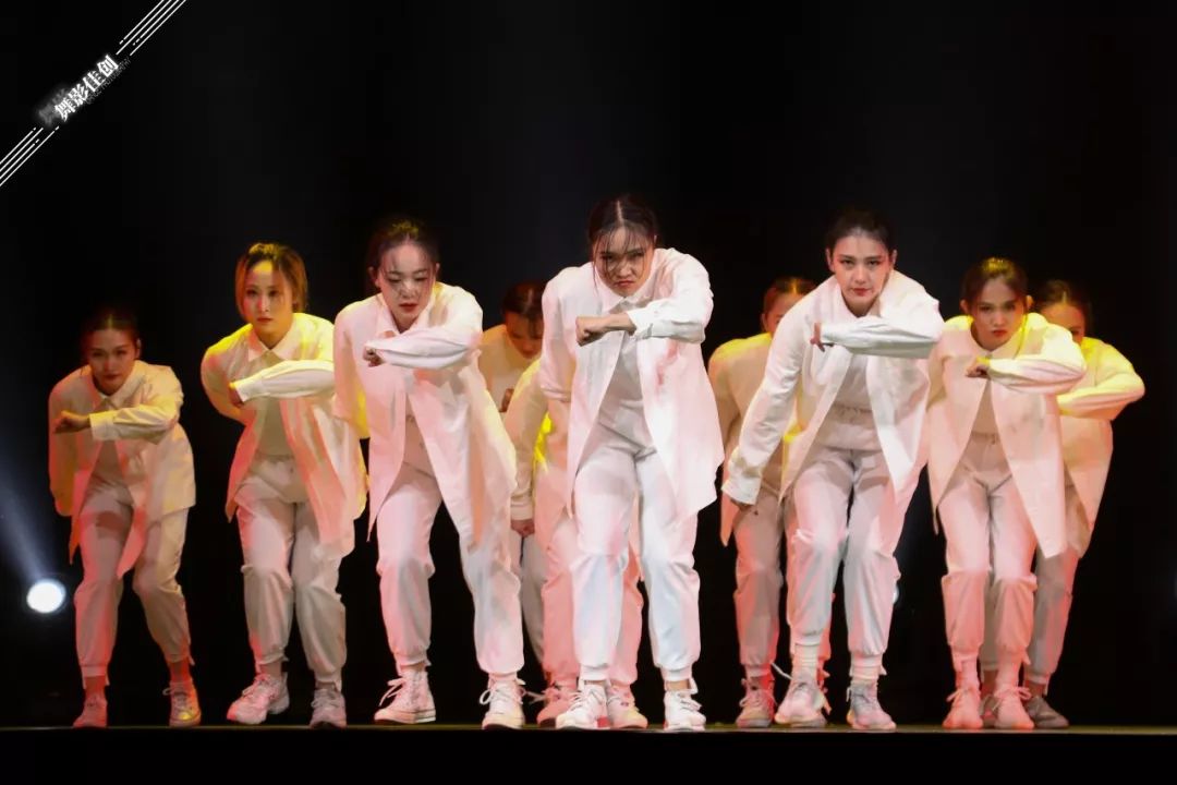 舞影图集四川师范大学舞蹈学院第五届博艺杯剧目创作表演大赛原创舞蹈