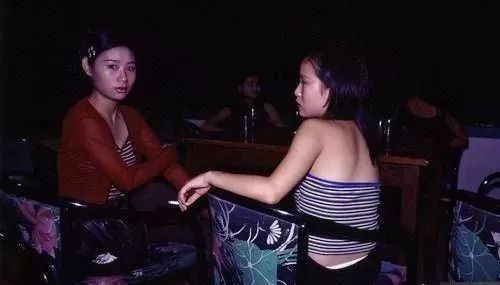 80年代歌舞厅三陪小姐第一批下海者时代先锋