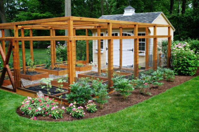 或者如果菜畦形长较小,则可以简单地在地面上做有区分性的沿边铺装