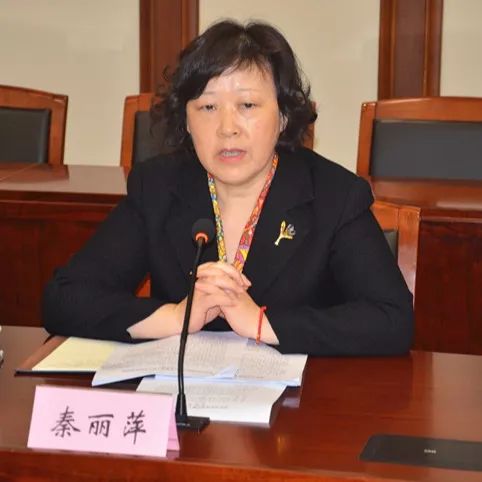 会上,区民宗办副主任蔡源远,四级调研员张瑞壮分别传达了中央统一战线