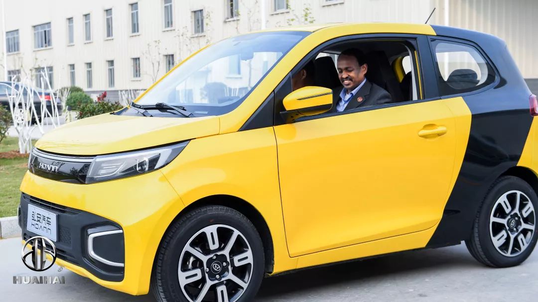 集团的弘安新能源汽车项目,深入了解了淮海纯电动汽车的生产全过程