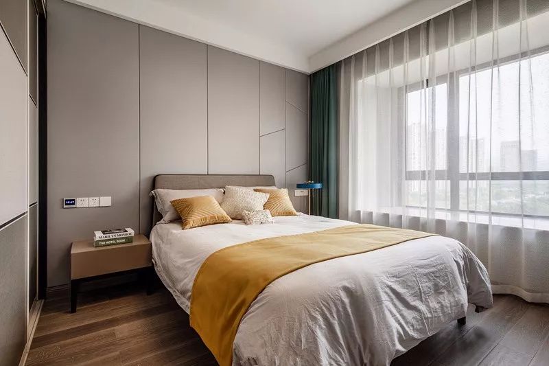 卧室硬包床头背景墙效果图时尚华丽