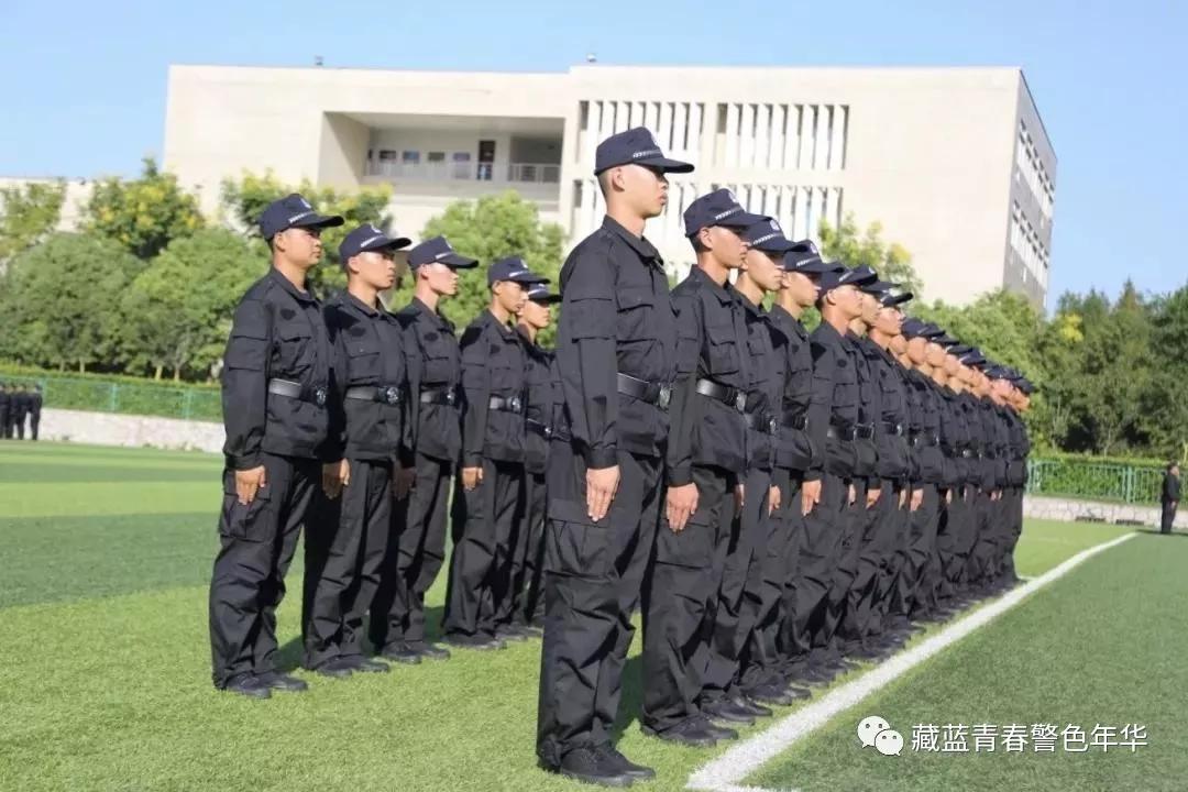 可以归列一下哪些是提前批次警校,哪些是普通批次警校吗