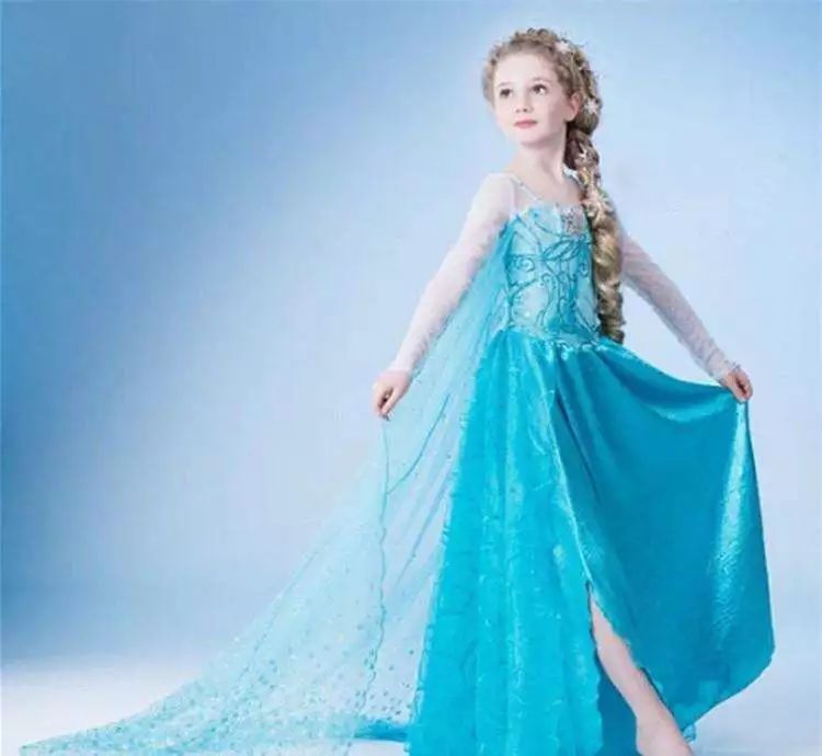 就是elsa了.公主界的带货女王,大人都被这个"女王"征服.