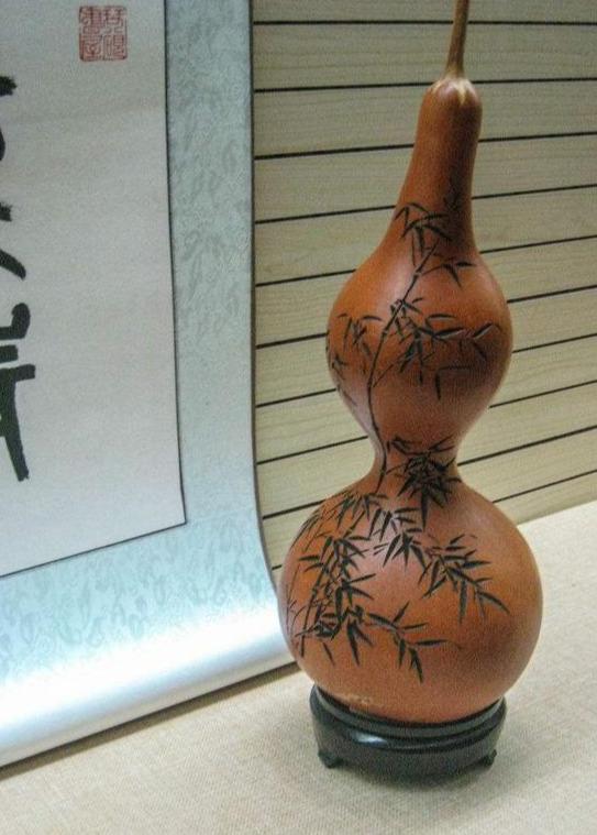 原创文玩葫芦形态优美但是油阴皮花皮用这种方法还是可以挽救一下