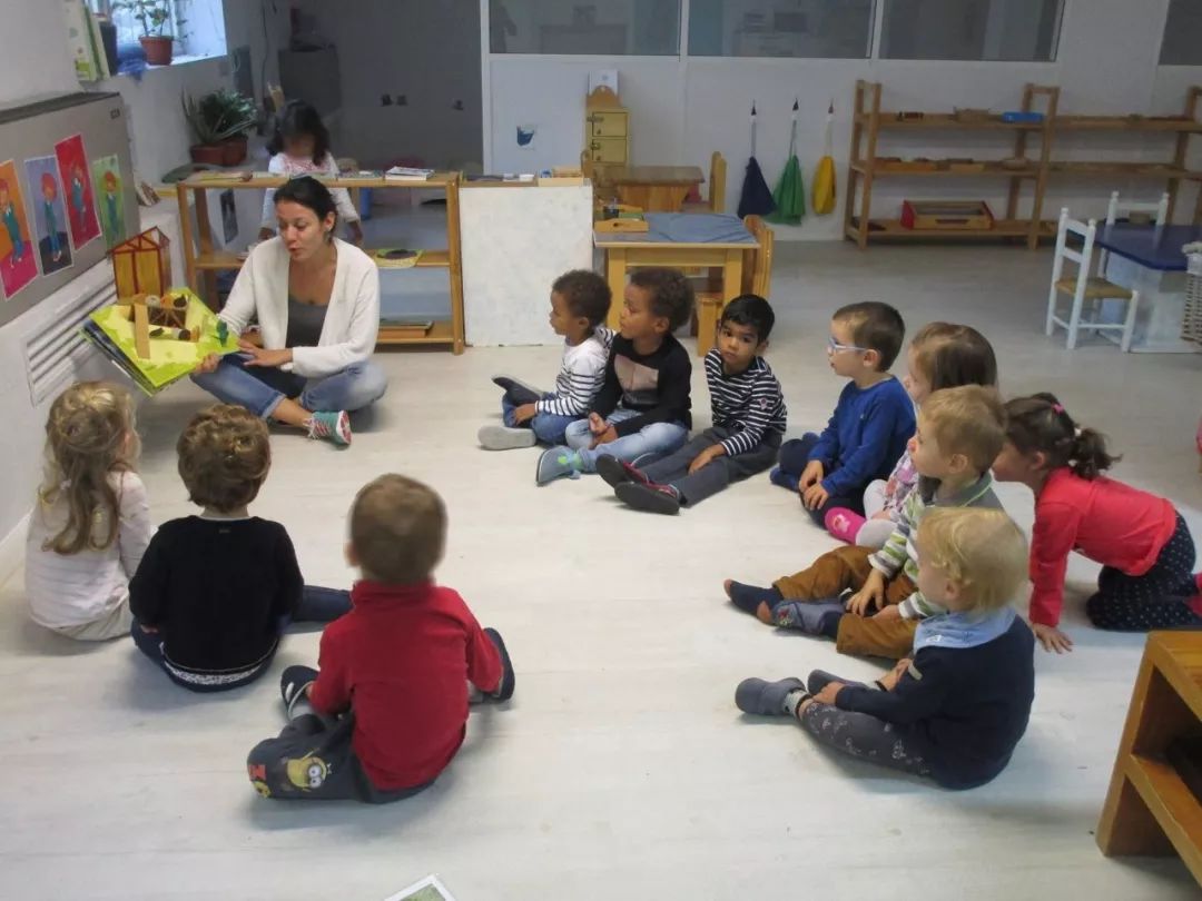 法国幼儿园老师我们要孩子守纪律但不要听话的乖宝宝