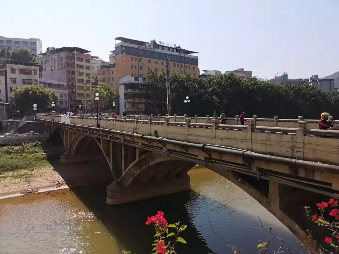 平河炸桥图片