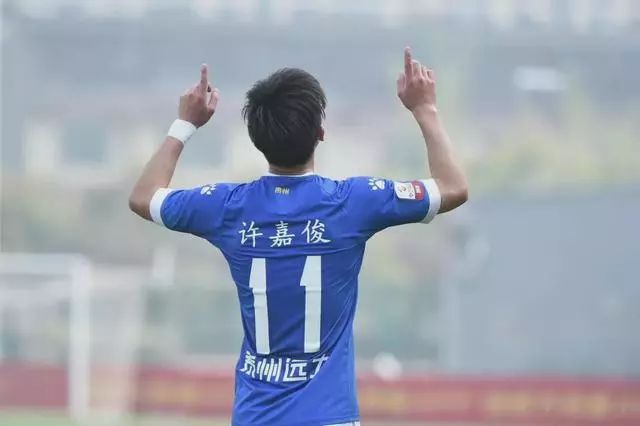 足球故事广州仔许嘉俊迟早有一天能梦想成真