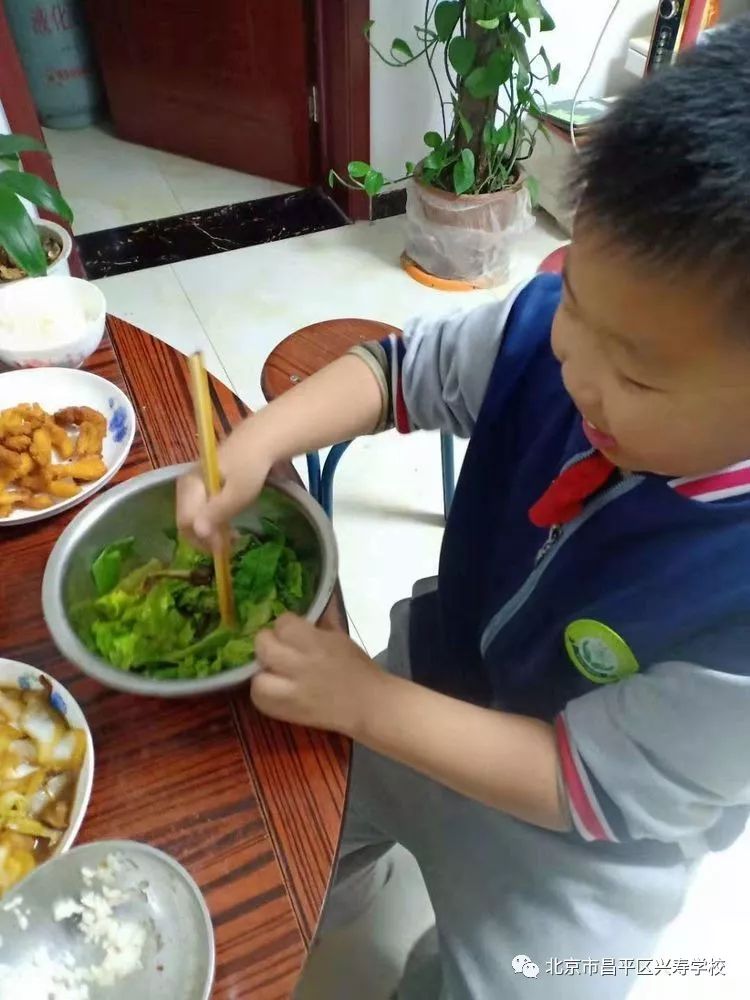 动手劳动品尝成果