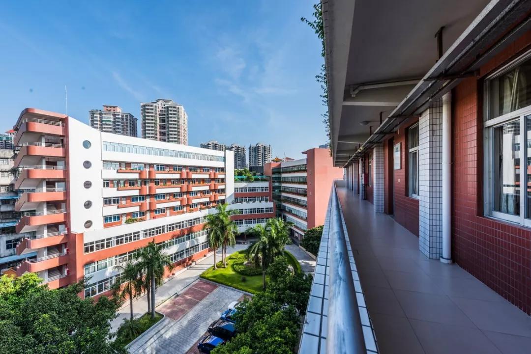 【寻找最美校园】看完这些颜值爆表的校园全景,你的学校可以c位出道吗