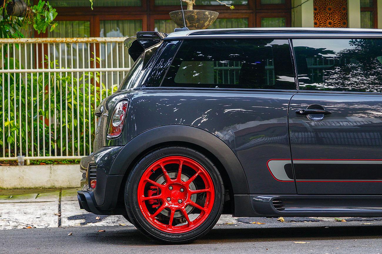 MINI Cooper R56轮毂改装案例Rays Volk Racing ZE40_搜狐汽车_搜狐网