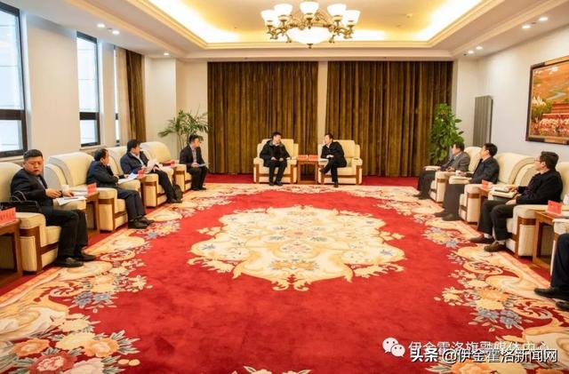 于锦军一行就关于推进伊金霍洛旗信诺正能化工有限公司30万吨/年焦煤