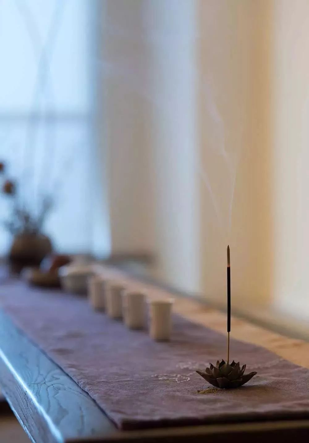 追求至简至素的情趣,在袅袅茶香的不断升腾中,品味返璞归真的意境