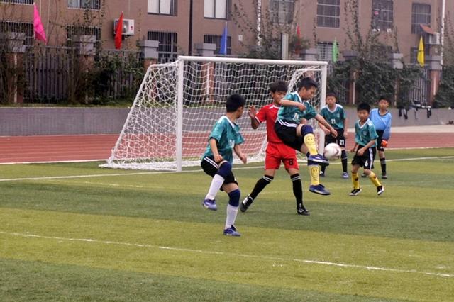 高县2019第三届中小学校园足球联赛开赛