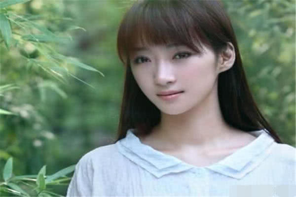 是清朝真正的格格,从不演后宫戏,却愿意为刘德华演一次格格_爱新觉罗