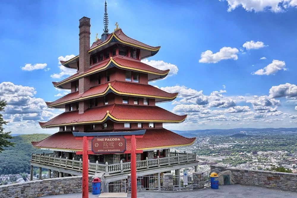 【一帆旅游】和圣诞老人一起坐火车,观佛塔,看圣诞村!