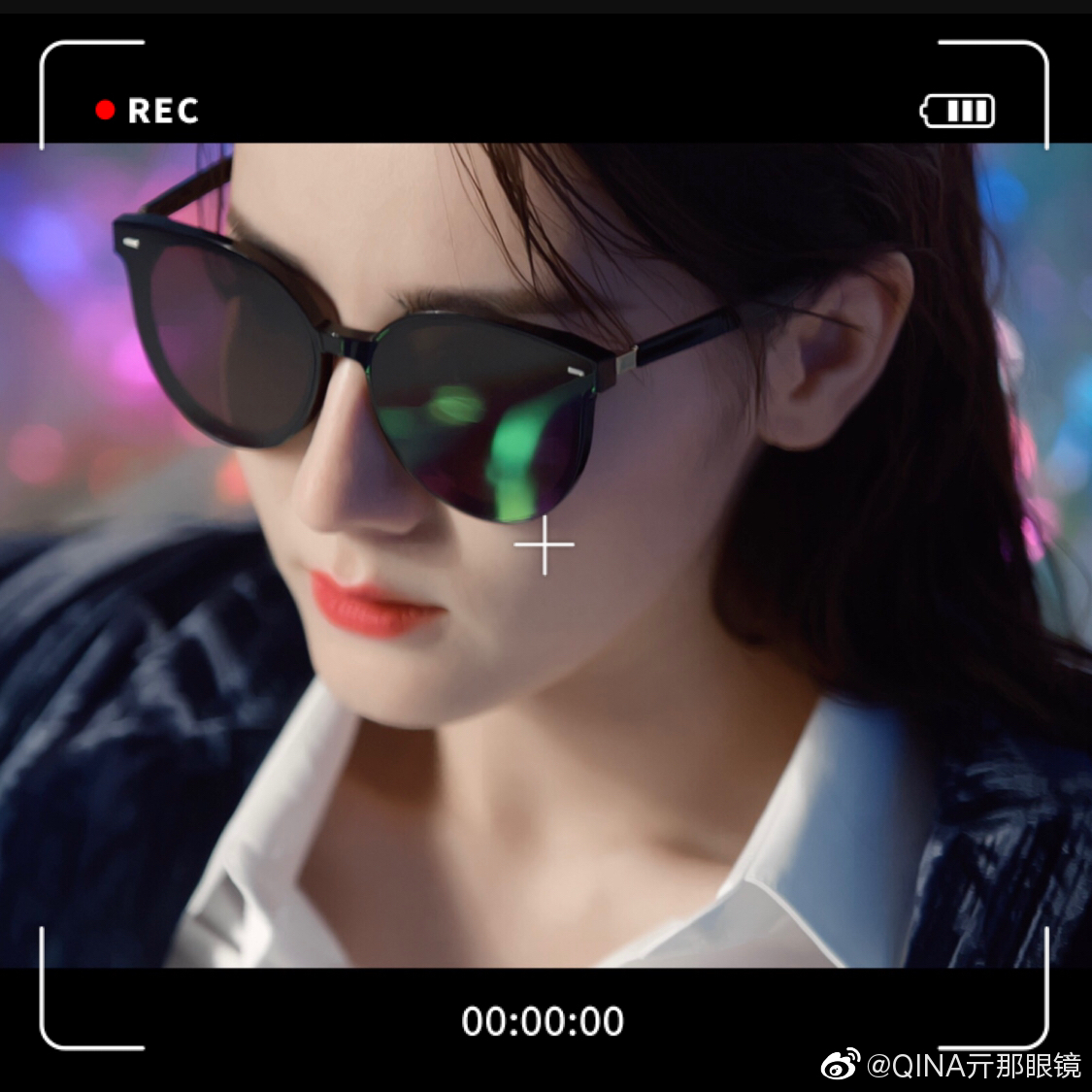 迪丽热巴墨镜大片公开 时髦小猫眼冷艳十足