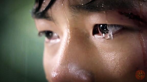 心底呐喊的歌爱过痛过你才会明白泪往心里流的感觉