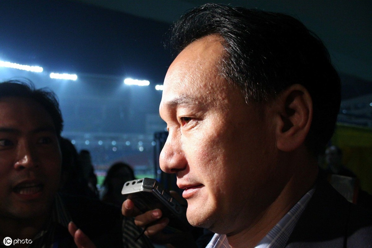 李亚龙从前中国足球没有发展纲领,每一任足协领导上任之后,总是各抒己