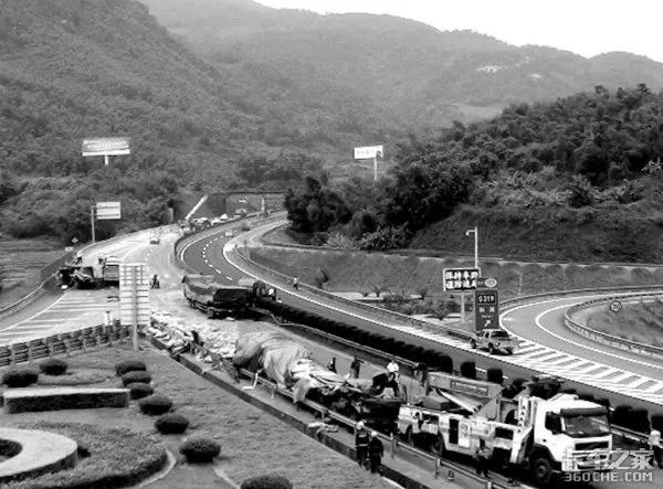 令人胆战心惊的魔鬼路段平均每月吞噬一条生命卡友你走过吗