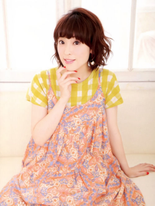 了,经典作品有《偶像大师》的天海春香,《架向星空之桥》的中津川初等