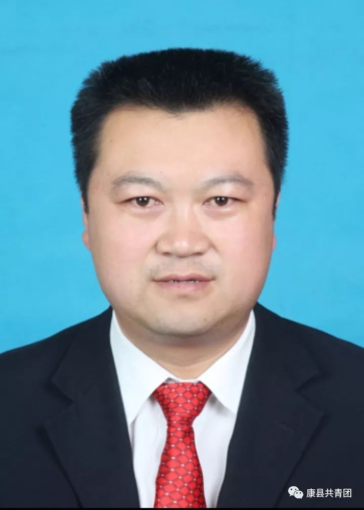 康县城关第一小学校长 付成陇南市少先队工作优秀校长