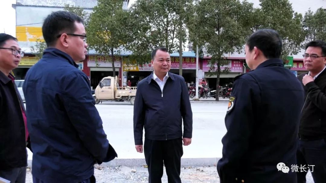 下力气 解难题 化积案—长汀县委书记廖深洪到挂钩项目开展专题调研