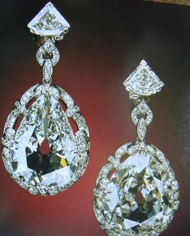 极尽柔美轻盈细腻法式轻奢洛可可风格珠宝