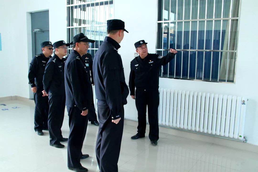 安玉海副局长到西宁监狱督导检查监管安全工作