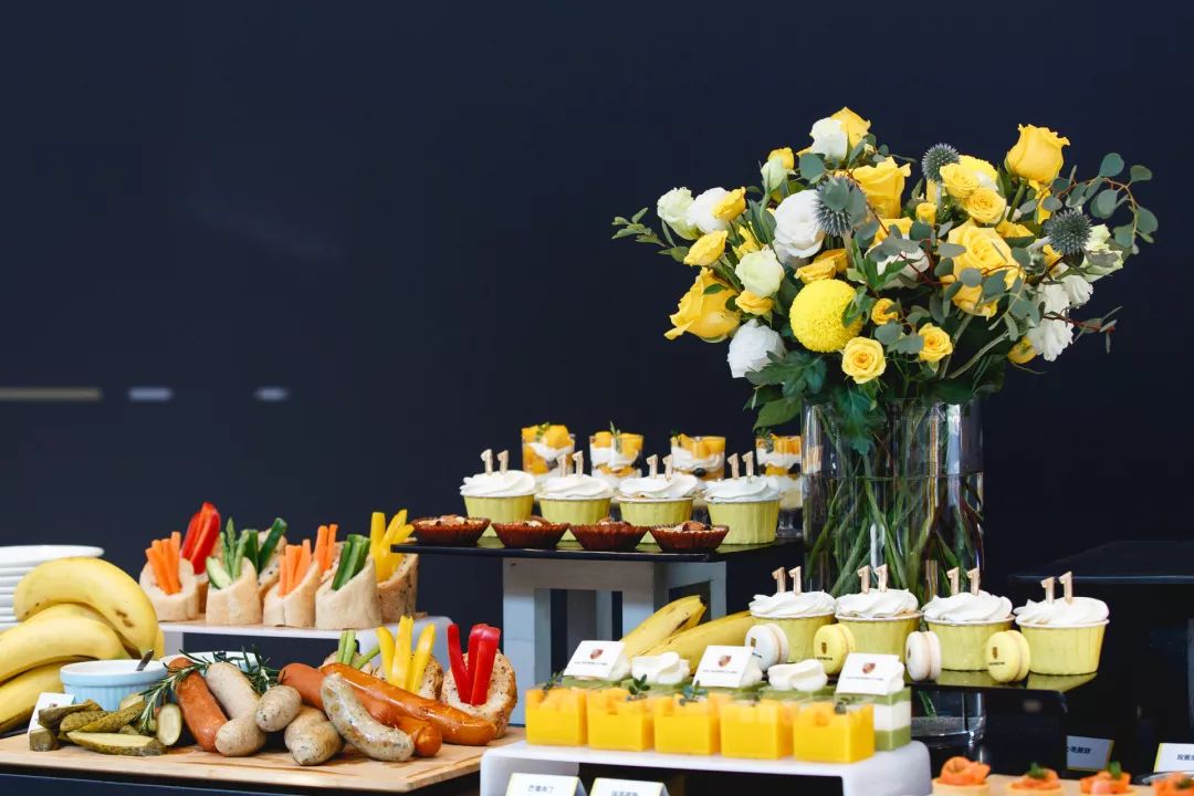 广州车展9.3号馆保时捷展台恭迎莅临丨车展分会场同步盛启