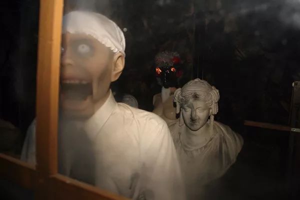 【胡辣汤】日本猎奇博物馆,进门感觉后背发凉…_昭和