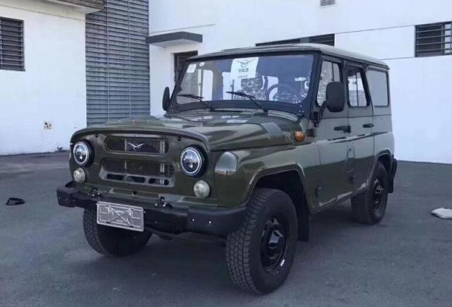 首台新款瓦滋猎人提车落地近20万外观内饰比北汽bj212还经典