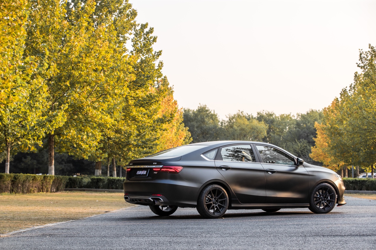 十万买超136匹的黑武士,缤瑞玩改装比思域更火爆