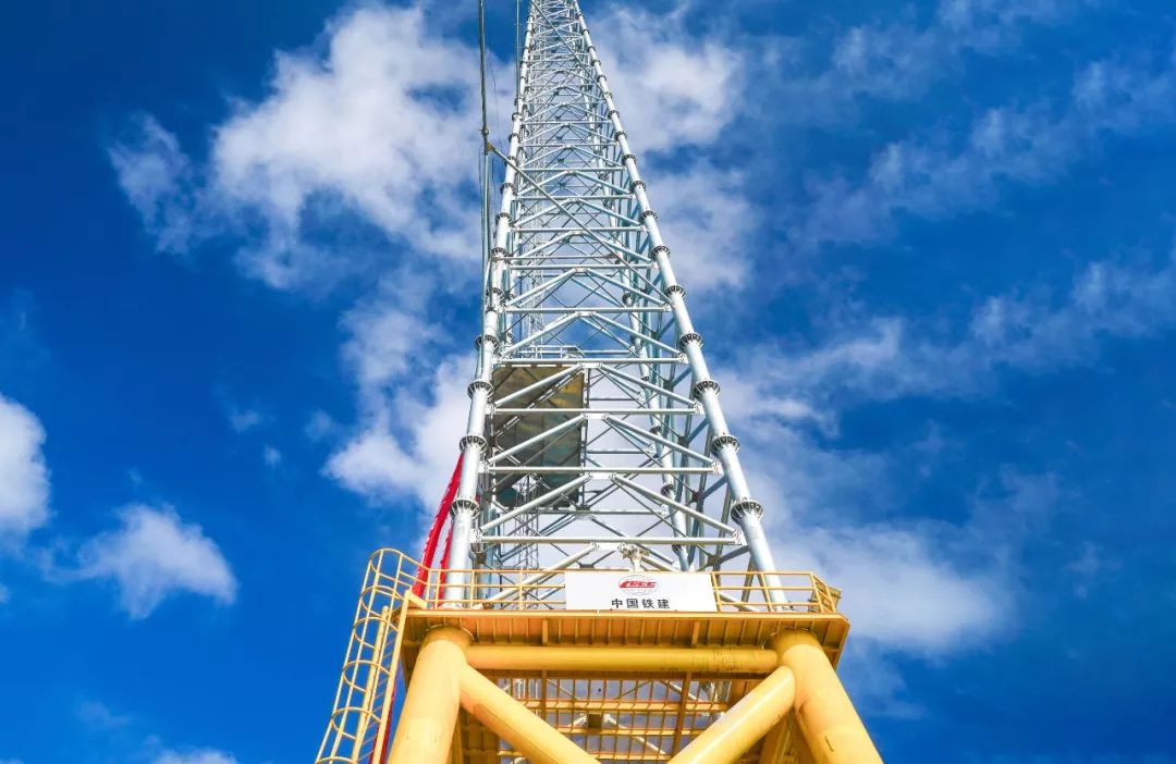 国内首座近海深水测风塔竣工创造国内海上风电领域46米水深最快安装