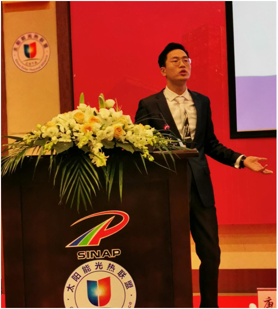 图:德芳太阳能热利用奖学金二等奖获得者——上海交大姚剑图:德芳太阳