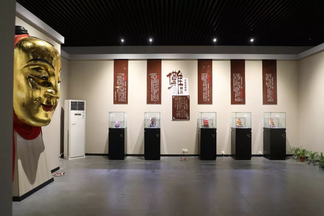 尖叫吧萍乡人沉浸式投影360度vr乡村居然有飞行影院
