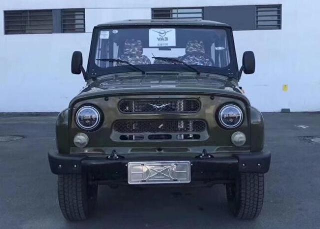 首台新款瓦滋猎人提车落地近20万外观内饰比北汽bj212还经典