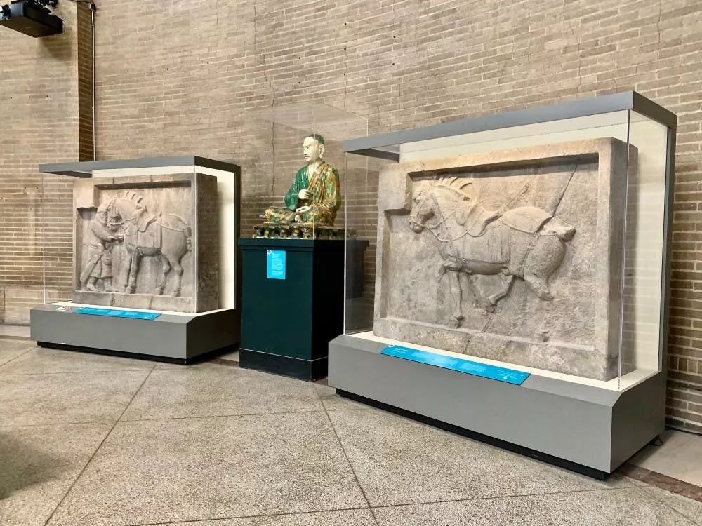 宾夕法尼亚大学博物馆新馆落成狮身人面像做迎门人展品广度深度均有
