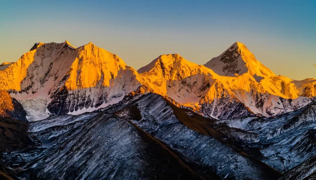 喜马拉雅山是哪个山脉 8905a2df53c148ccb4c3b8874accccb9.jpeg