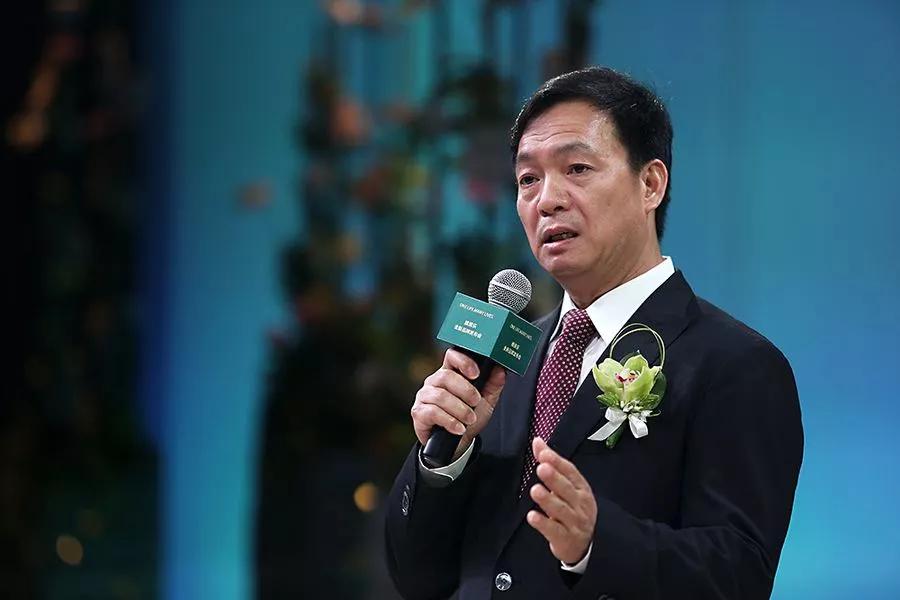 陈卓林跟北宋名将狄青一样,出生草莽,农家子弟.