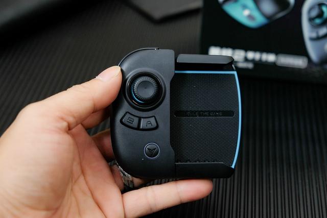 原创轻松拖看地图视野黄蜂2体感限量版测评快人一步成王者