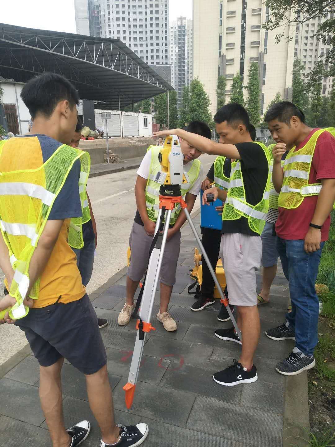 测量员必须掌握的两种控制测量方法